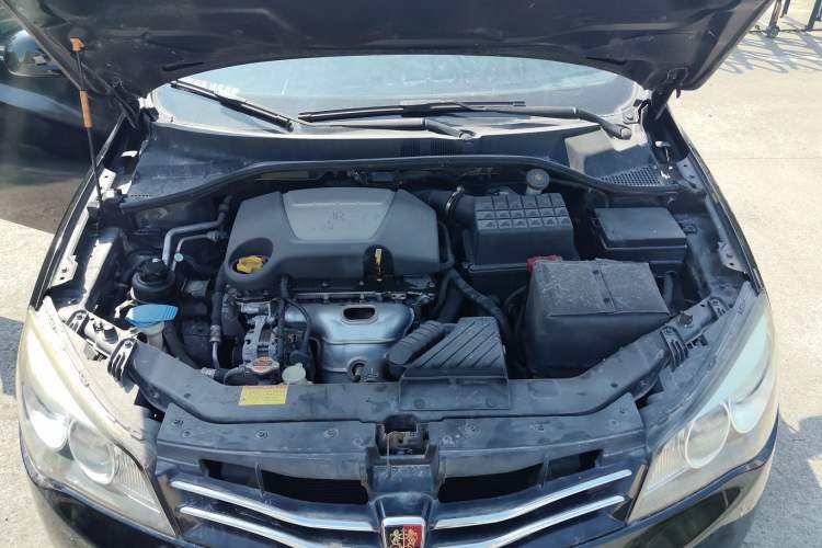 Used Roewe 350 2013 350S 1.5L Manual Xunchi Edition Engine Bay