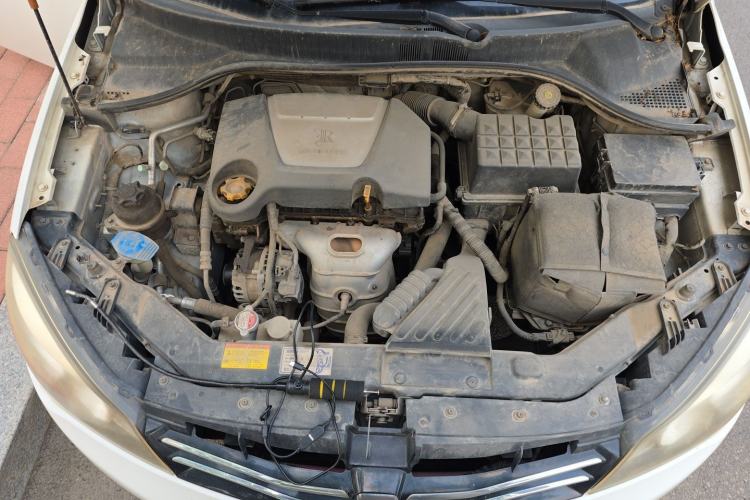 Used Roewe 350 2013 350S 1.5L Manual Xunchi Edition Engine Bay