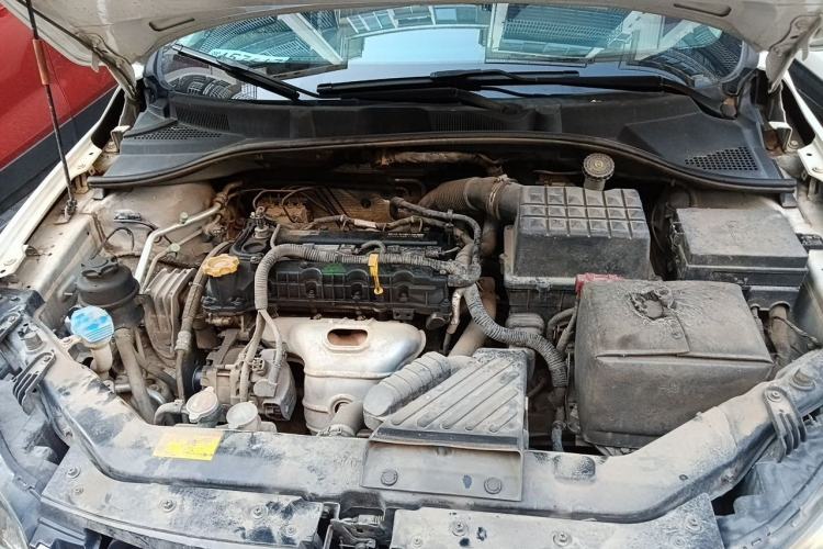 Used Roewe 350 2013 350S 1.5L Manual Xunchi Edition Engine Bay