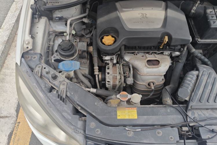 Used Roewe 350 2013 350S 1.5L Automatic Xunda Edition Engine Bay Right