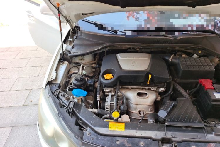 Used Roewe 350 2013 350S 1.5L Manual Xunchi Edition Engine Bay Right