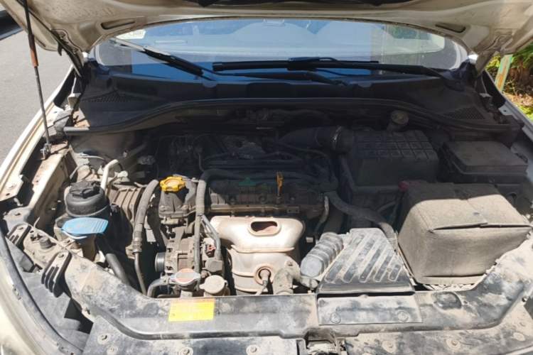 Used Roewe 350 2013 350S 1.5L Manual Xunchi Edition Engine Bay