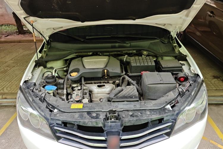 Used Roewe 350 2013 350S 1.5L Automatic Xunda Edition Engine Bay