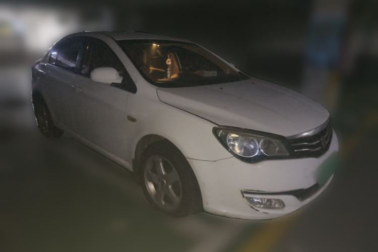 Used Roewe 350 2013 350S 1.5L Manual Xunchi Edition Front Right 45 Deg