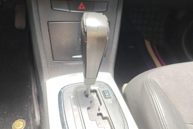 Used Roewe 350 2013 350C 1.5L Automatic Xunyue Edition Gear Lever