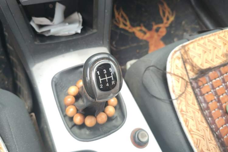 Used Roewe 350 2013 350S 1.5L Manual Xunchi Edition Gear Lever