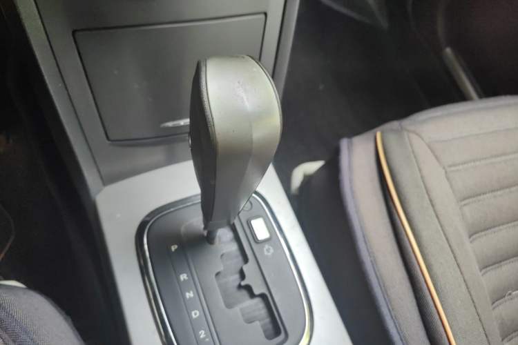 Used Roewe 350 2013 350S 1.5L Automatic Xunda Edition Gear Lever