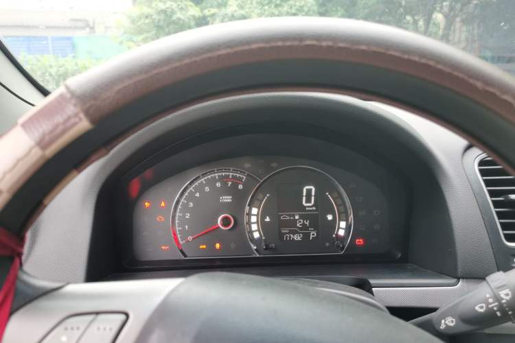 Used Roewe 350 2013 350C 1.5L Automatic Xunyue Edition Instrument Cluster