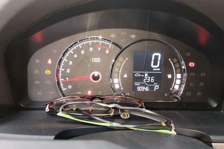 Used Roewe 350 2013 350S 1.5L Automatic Xunda Edition Instrument Cluster