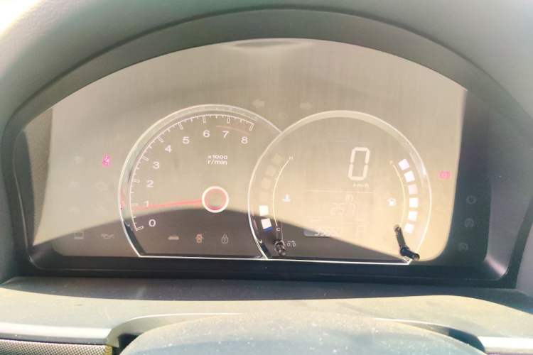 Used Roewe 350 2013 350C 1.5L Automatic Xunyue Edition Instrument Cluster