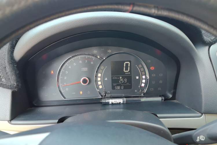 Used Roewe 350 2013 350S 1.5L Manual Xunchi Edition Instrument Cluster