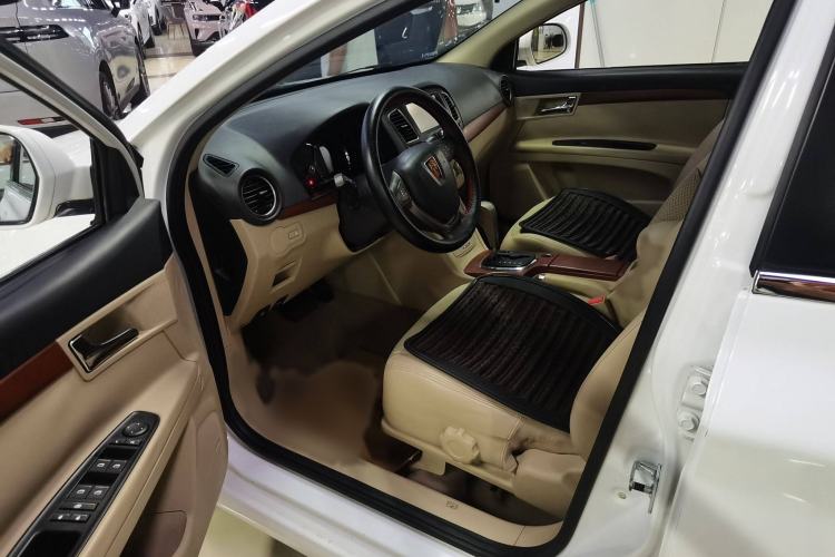 Used Roewe 350 2013 350C 1.5L Automatic Xunyue Edition Interior 2