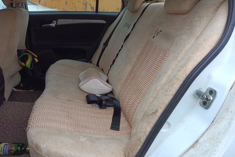 Used Roewe 350 2013 350S 1.5L Manual Xunchi Edition Left Rear Seat
