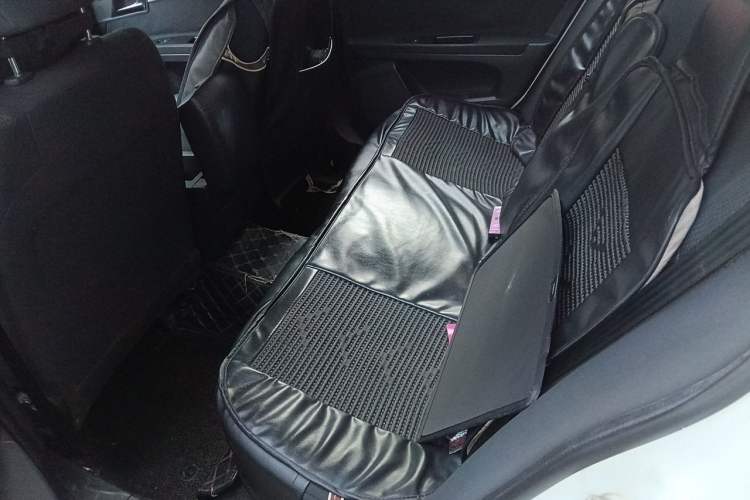 Used Roewe 350 2013 350S 1.5L Manual Xunchi Edition Left Rear Seat