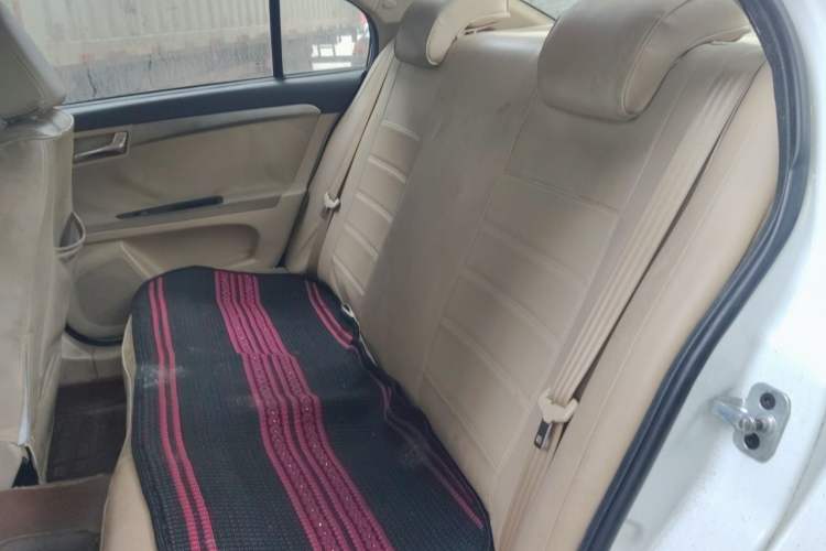 Used Roewe 350 2013 350S 1.5L Automatic Xunda Edition Left Rear Seat