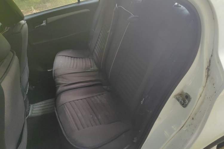Used Roewe 350 2013 350S 1.5L Automatic Xunda Edition Left Rear Seat