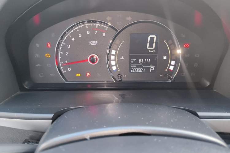 Used Roewe 350 2013 350S 1.5L Automatic Xunda Edition Odometer Close Up