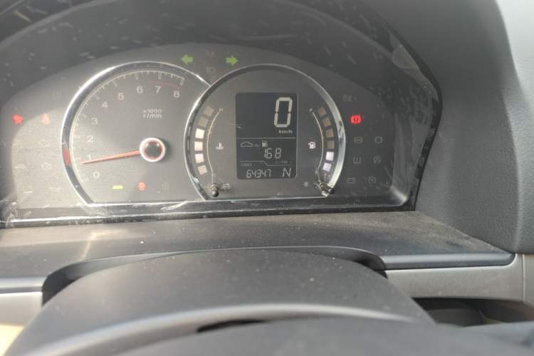 Used Roewe 350 2013 350S 1.5L Automatic Xunda Edition Odometer Close Up