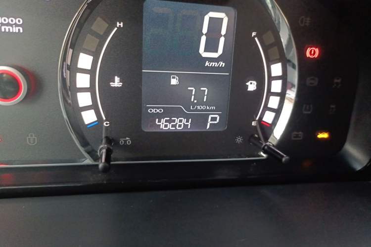 Used Roewe 350 2013 350S 1.5L Automatic Xunda Edition Odometer Close Up
