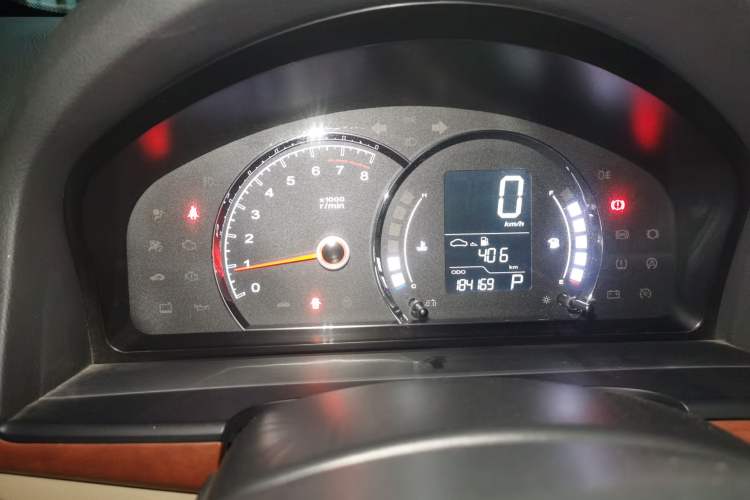 Used Roewe 350 2013 350C 1.5L Automatic Xunyue Edition Odometer Close Up