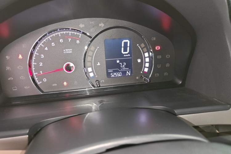 Used Roewe 350 2013 350S 1.5L Automatic Xunda Edition Odometer Close Up