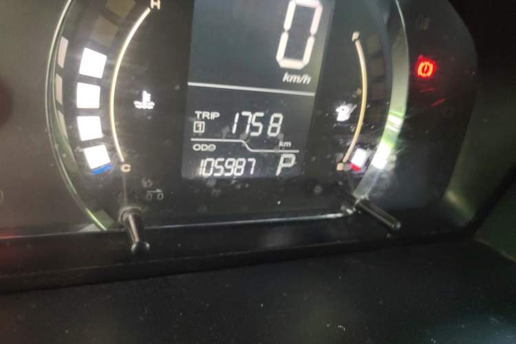 Used Roewe 350 2013 350S 1.5L Automatic Xunda Edition Odometer Close Up