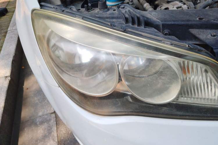 Used Roewe 350 2013 350S 1.5L Manual Xunchi Edition Right Front Headlight