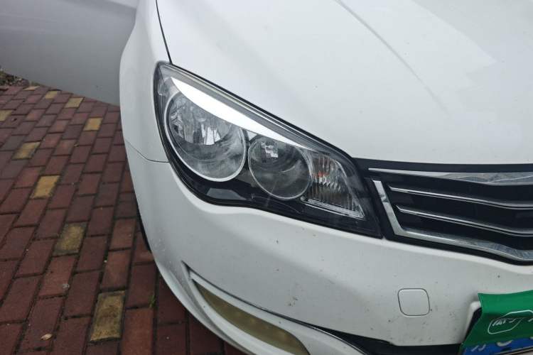 Used Roewe 350 2013 350S 1.5L Manual Xunchi Edition Right Front Headlight