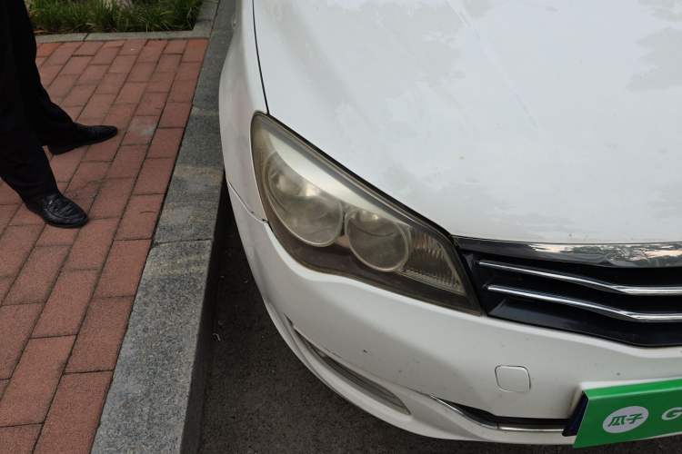 Used Roewe 350 2013 350S 1.5L Manual Xunchi Edition Right Front Headlight