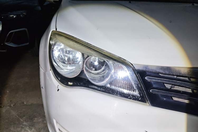 Used Roewe 350 2013 350C 1.5L Manual Swift Edition Right Front Headlight