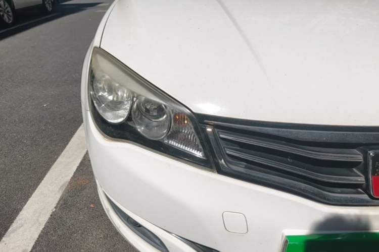 Used Roewe 350 2013 350S 1.5L Manual Xunchi Edition Right Front Headlight