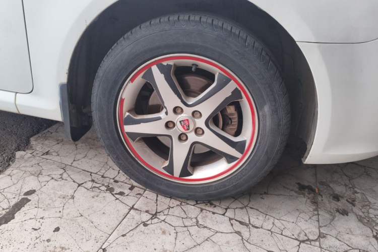 Used Roewe 350 2013 350C 1.5L Manual Swift Edition Right Front Wheel Hub