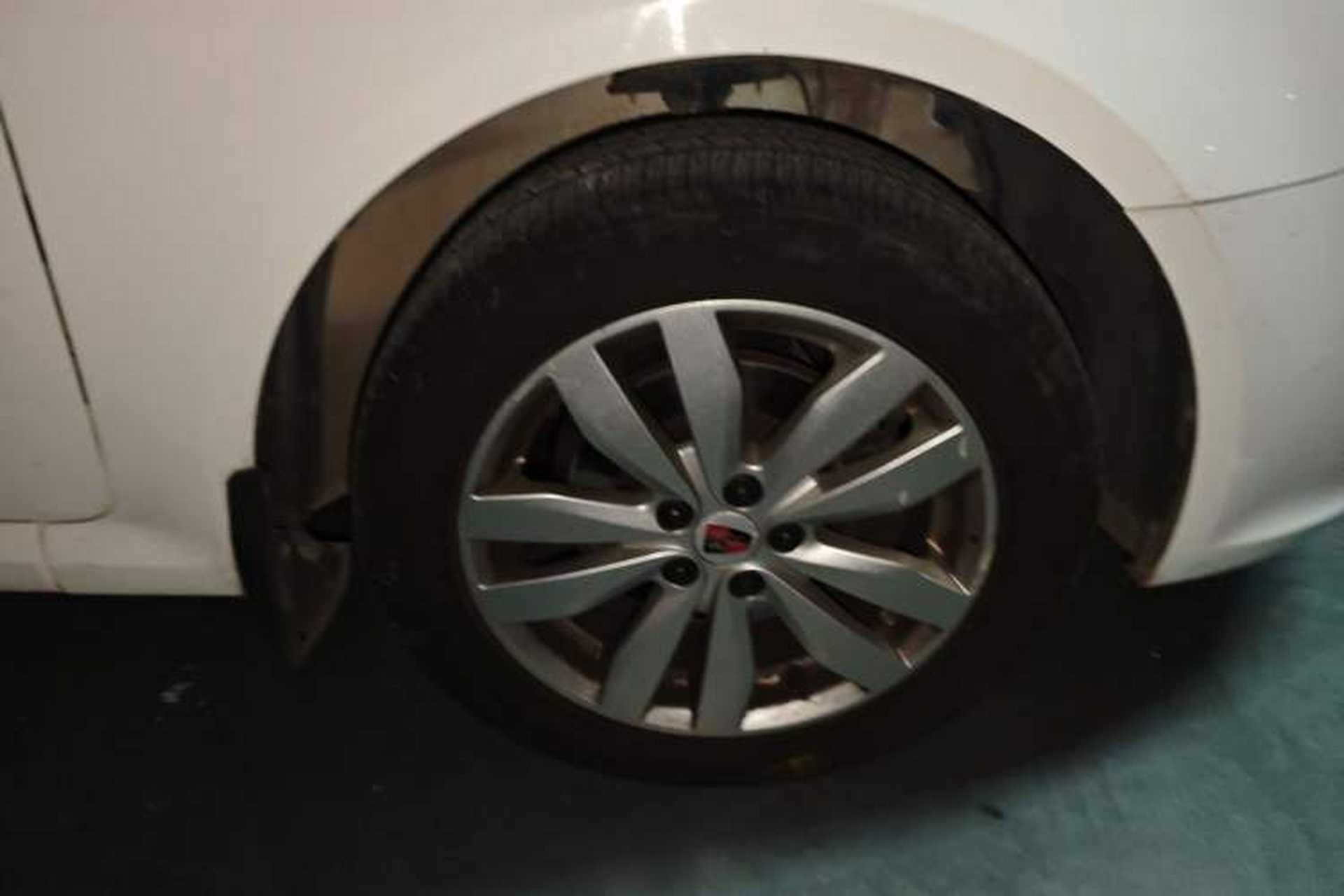 Used Roewe 350 2013 350S 1.5L Automatic Xunda Edition Right Front Wheel Hub