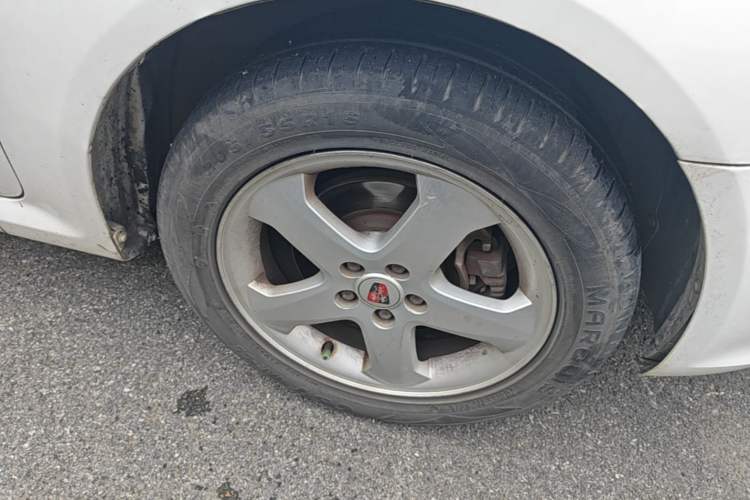 Used Roewe 350 2013 350C 1.5L Manual Swift Edition Right Front Wheel Hub