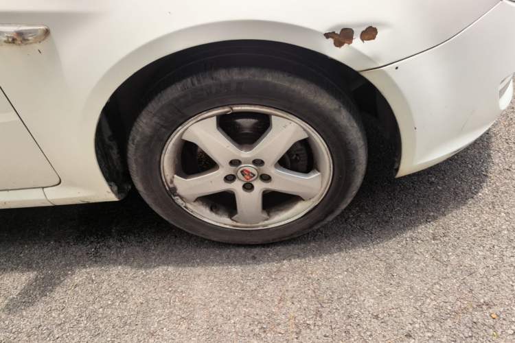 Used Roewe 350 2013 350S 1.5L Automatic Xunda Edition Right Front Wheel Hub