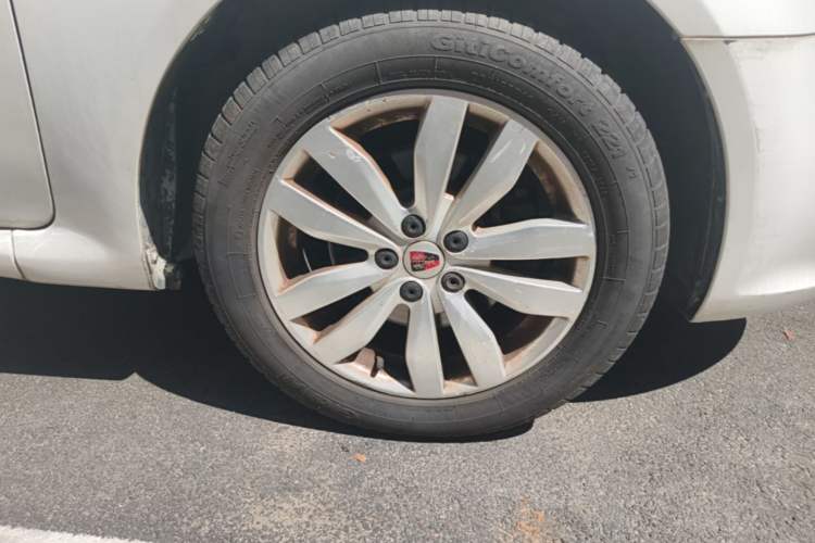 Used Roewe 350 2013 350S 1.5L Manual Xunchi Edition Right Front Wheel Hub