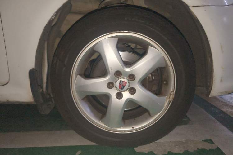 Used Roewe 350 2013 350S 1.5L Manual Xunchi Edition Right Front Wheel Hub
