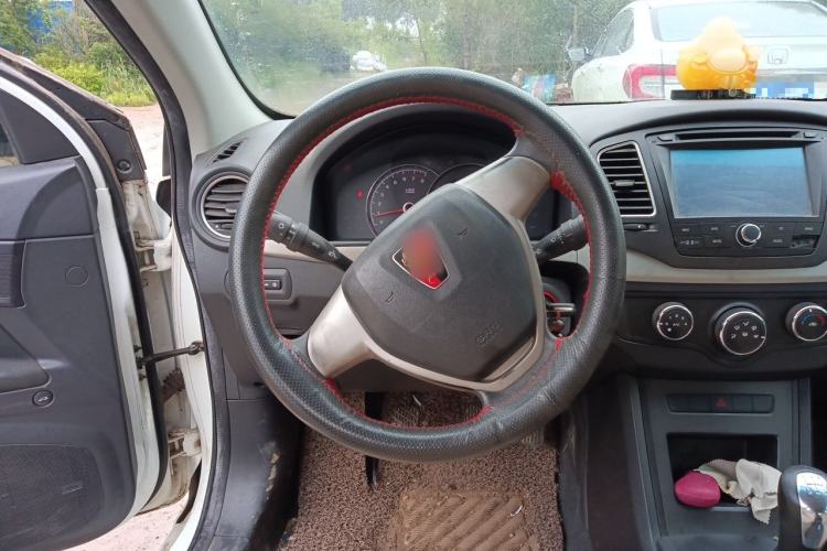 Used Roewe 350 2013 350S 1.5L Manual Xunchi Edition Steering Wheel