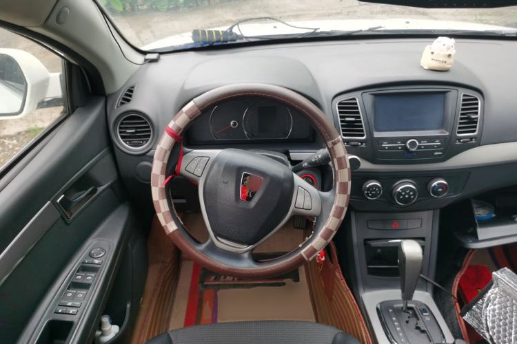 Used Roewe 350 2013 350C 1.5L Automatic Xunyue Edition Steering Wheel