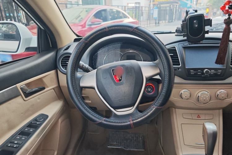 Used Roewe 350 2013 350S 1.5L Automatic Xunda Edition Steering Wheel