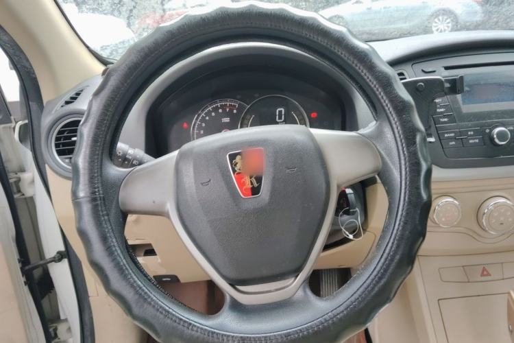 Used Roewe 350 2013 350S 1.5L Automatic Xunda Edition Steering Wheel