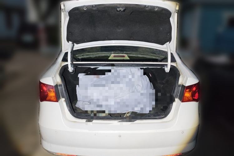 Used Roewe 350 2013 350C 1.5L Manual Swift Edition Trunk