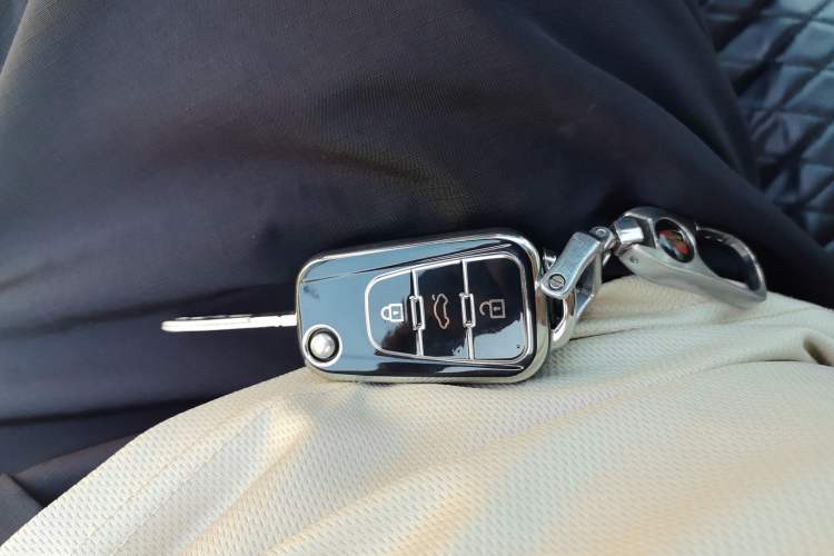 Used Roewe 350 2013 350S 1.5L Manual Xunchi Edition Vehicle Key