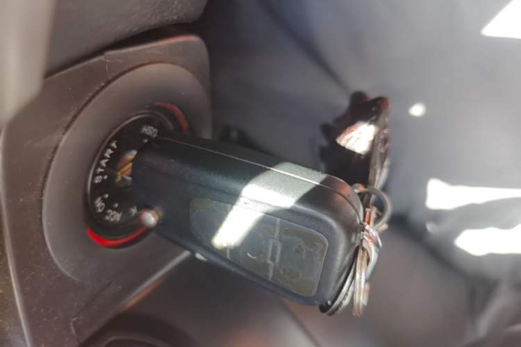 Used Roewe 350 2013 350S 1.5L Manual Xunchi Edition Vehicle Key