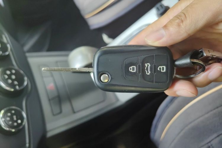 Used Roewe 350 2013 350S 1.5L Automatic Xunda Edition Vehicle Key
