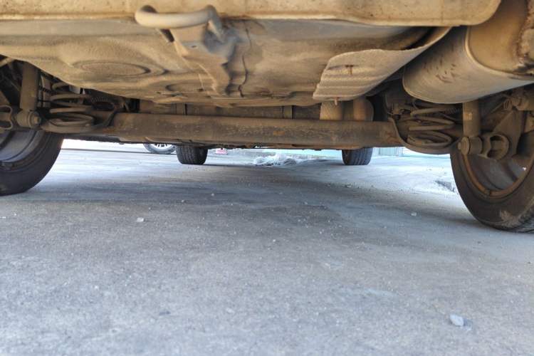 Used Roewe 350 2013 350C 1.5L Automatic Xunyue Edition Chassis Rear