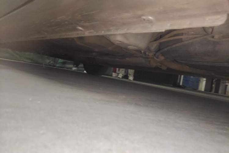 Used Roewe 350 2013 350C 1.5L Automatic Xunyue Edition Chassis Rear Left