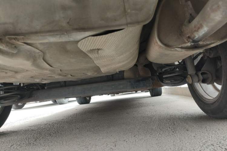 Used Roewe 350 2013 350S 1.5L Manual Xunchi Edition Chassis Rear