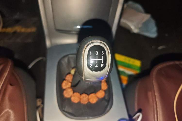 Used Roewe 350 2013 350S 1.5L Manual Xunchi Edition Gear Lever
