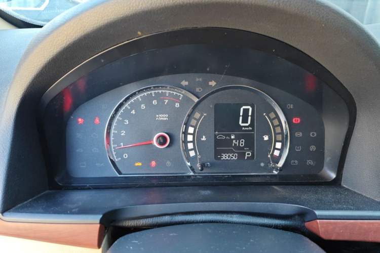 Used Roewe 350 2013 350C 1.5L Automatic Xunyue Edition Instrument Cluster